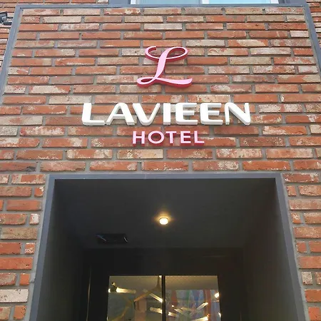 Hotel Lavieen