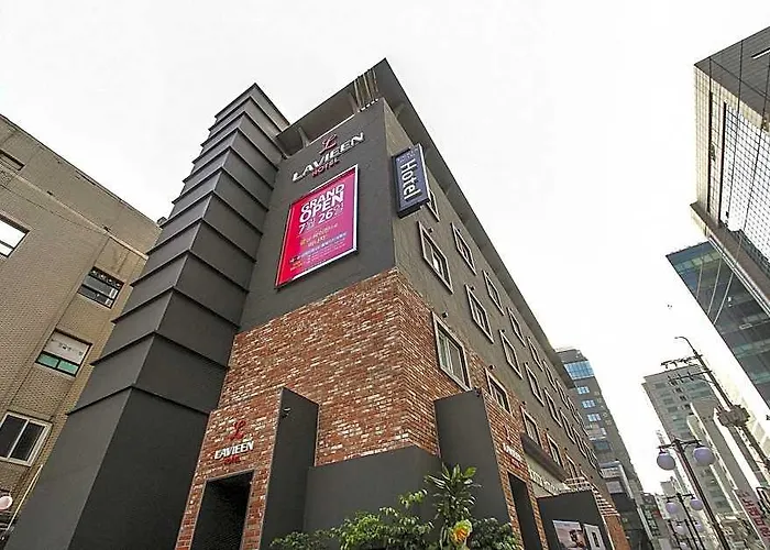 Hotel Lavieen 3*