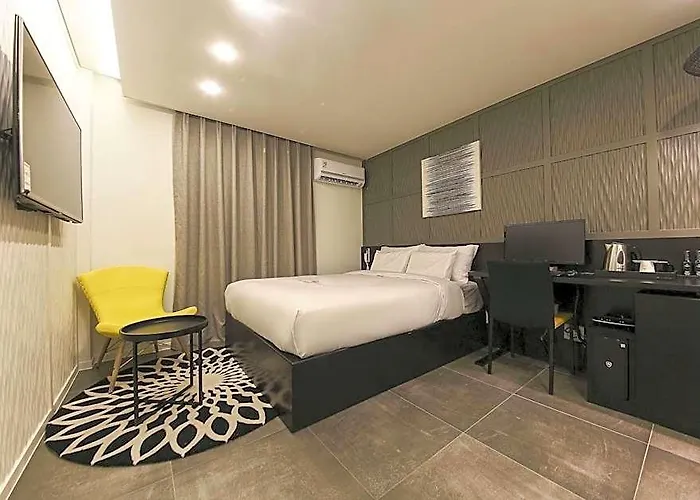 Hotel Lavieen