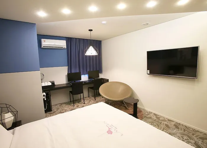 Lavieen Hotel 3*