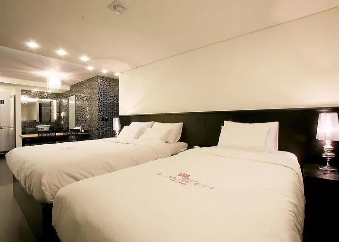 Lavieen Hotel